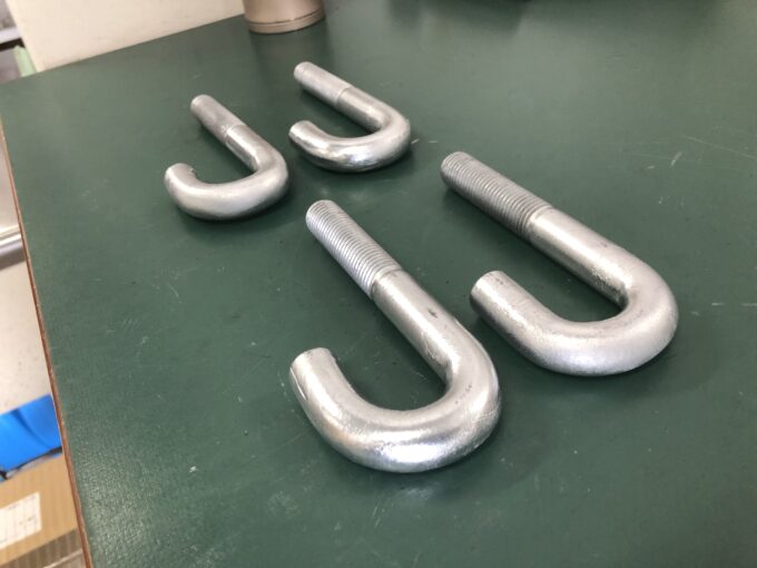 ドブ フックボルト