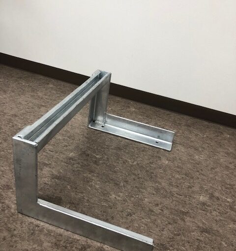 配管支持金物