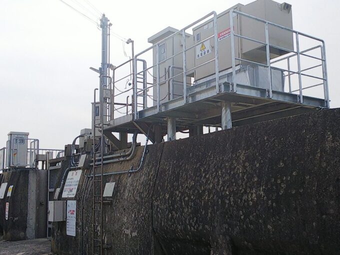 非常用発電機架台
