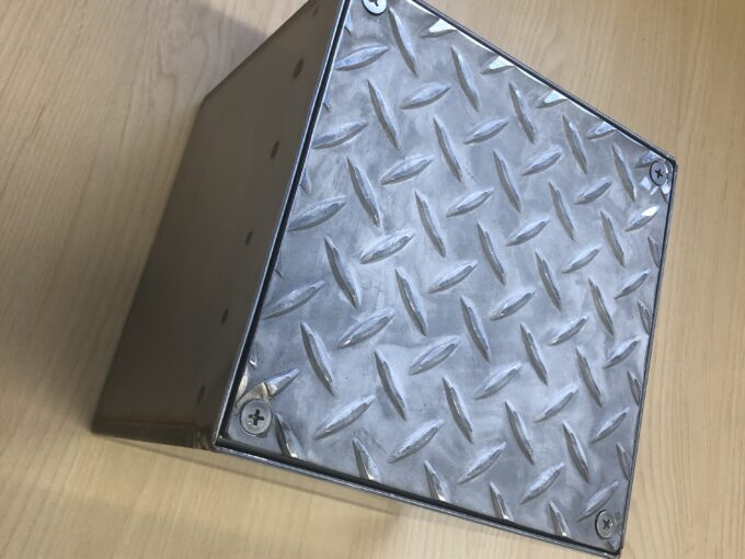 SUS埋め込みプルボックス