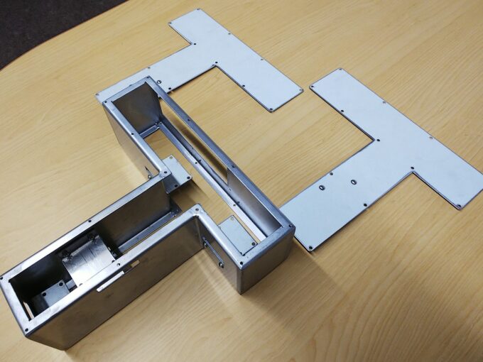 第三軌条測定用センサー収納ボックス