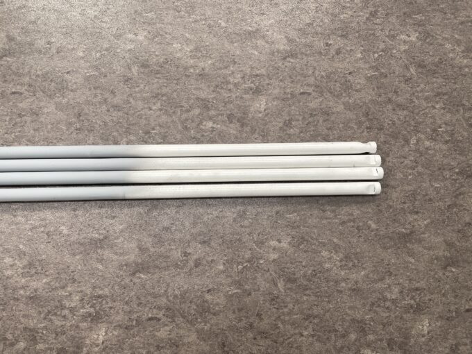 誘導灯吊り金具加工品