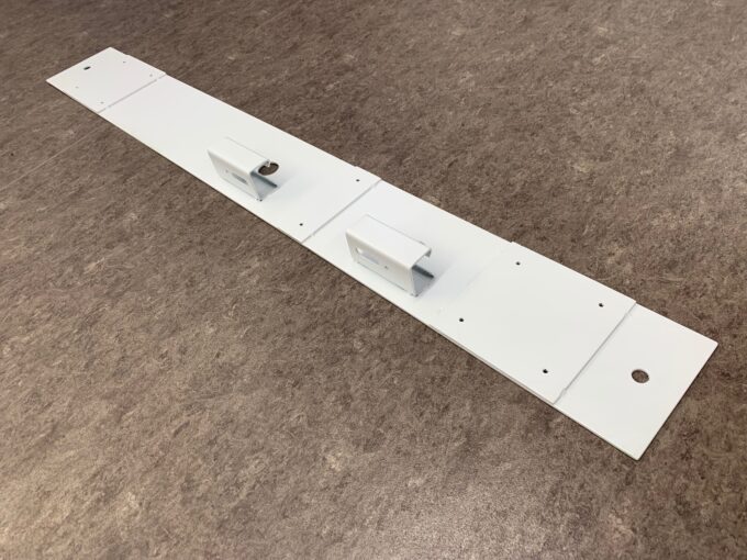 電灯支持用金物