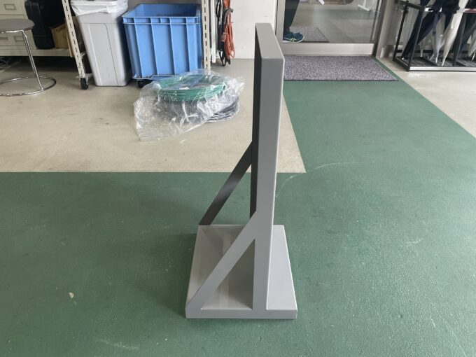 グレー機器設置台