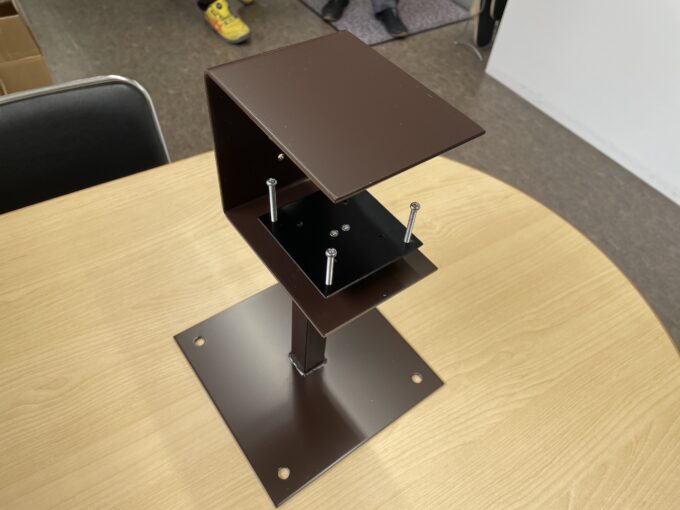 センサー取付傾斜金具