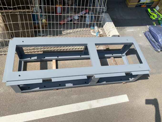 データセンター向け フリーアクセス架台