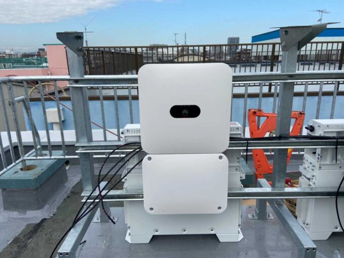 太陽光向けパワコン用架台（パワーコンディショナー用架台）