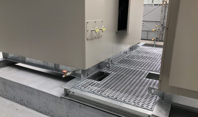 点検歩廊・足場