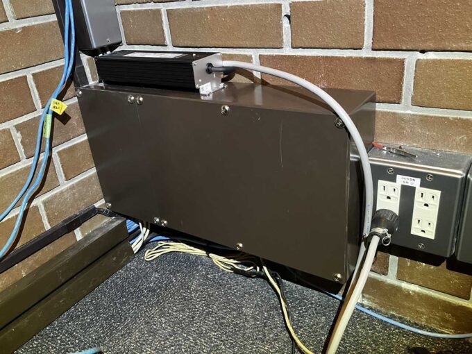 茶色焼付機器カバー