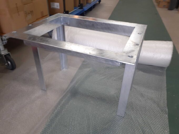 EV充電器用ドブ架台