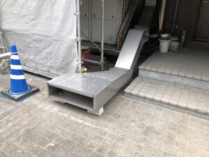 国土交通省仕様のプルボックス、金属ダクト、ケーブルラック|電設資材・金物製作.com