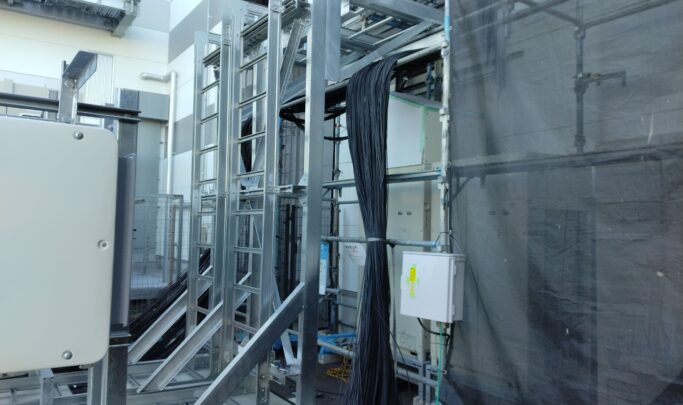 ドブ　ラック用分割Z架台
