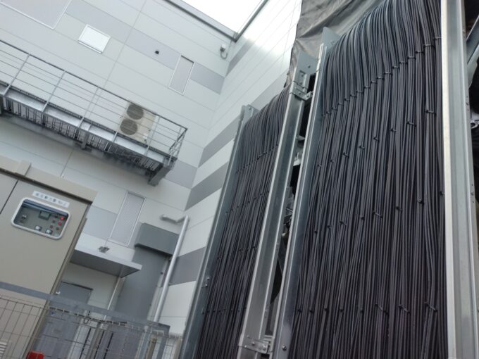 ドブ　ラック用分割Z架台